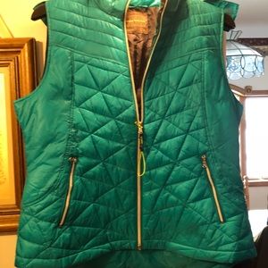 Women’s Aqua Puffer Vest
